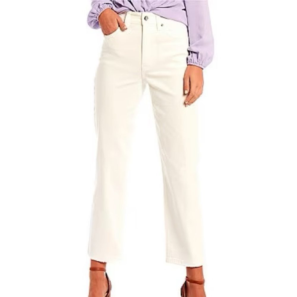 White cropped flare jeans